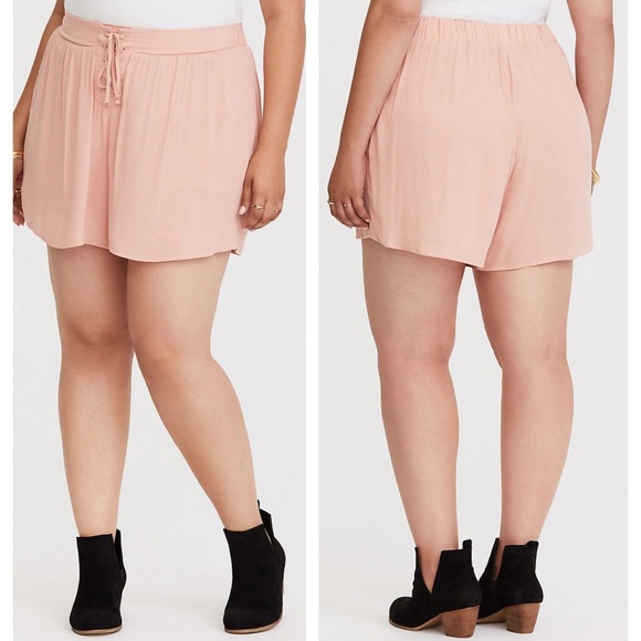 Torrid lace up crepe peach colored shorts elastic waist - Picture 2 of 7